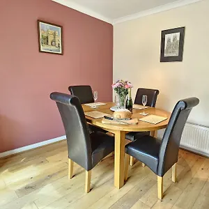 https://beckside-dog-friendly-one-bed-home.yorkshirehotels.net